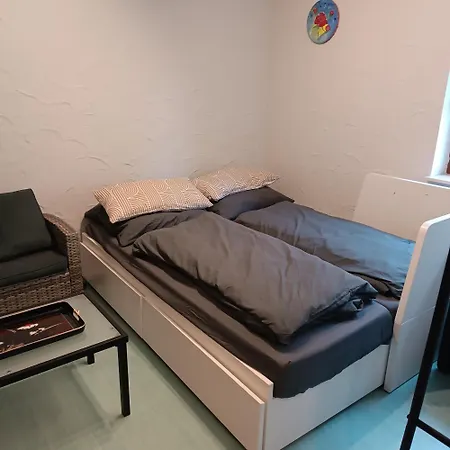 Haus Neckarblick * Haßmersheim